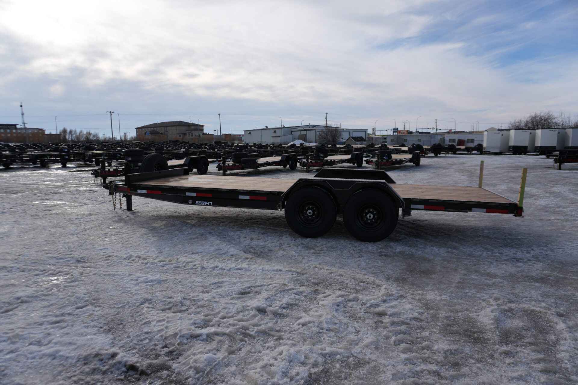 TANDEM AXLE EQUIPMENT TRAILER MODEL - EEQ147 - Image 3